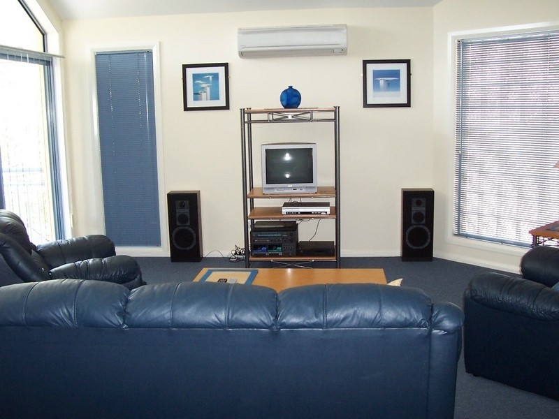 27a Christmas Bush Avenue, Nelson Bay NSW 2315