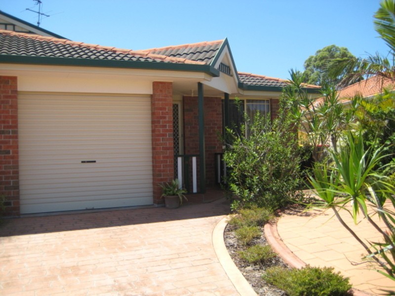 2/5 Endeavour Place, Salamander Bay NSW 2317