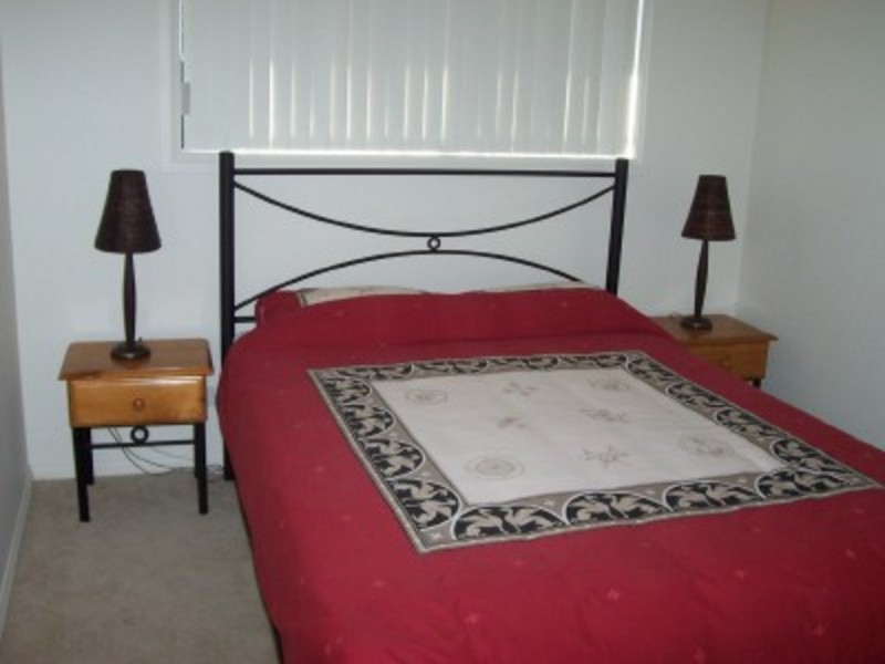 2/11a Christmas Bush Avenue, Nelson Bay NSW 2315