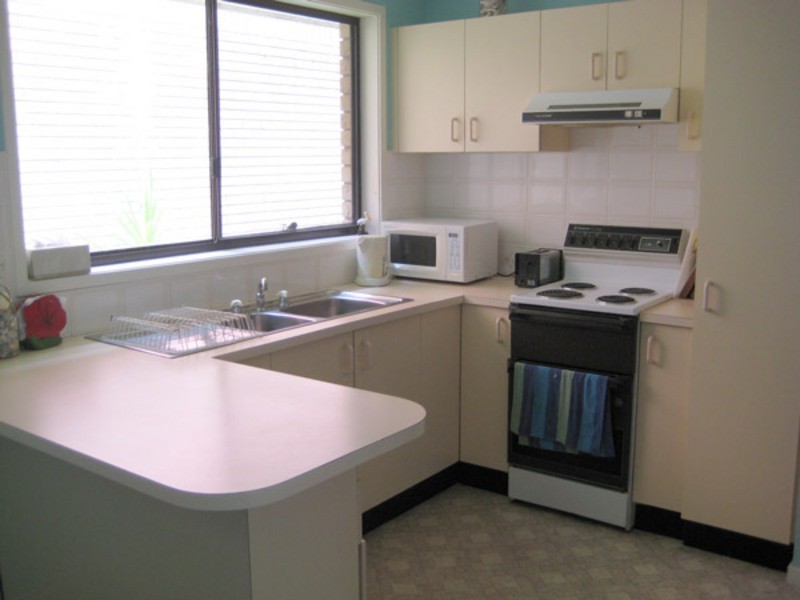 2/4 Armidale Avenue, Nelson Bay NSW 2315