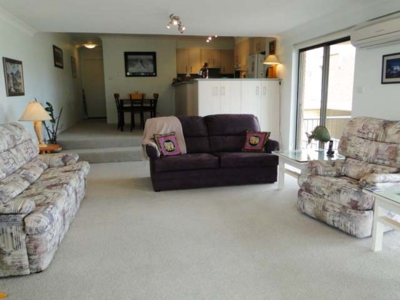 4/12 Thurlow Avenue, Nelson Bay NSW 2315