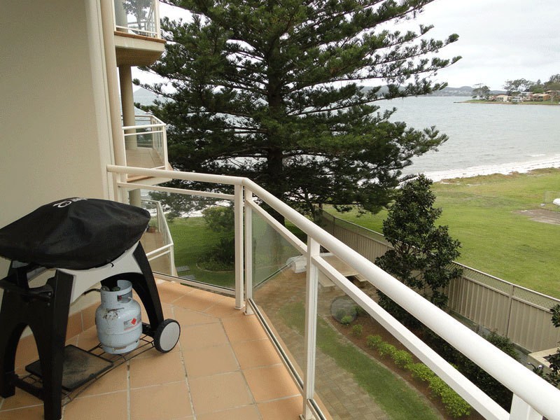 8/37 Soldiers Point Road, Soldiers Point NSW 2317