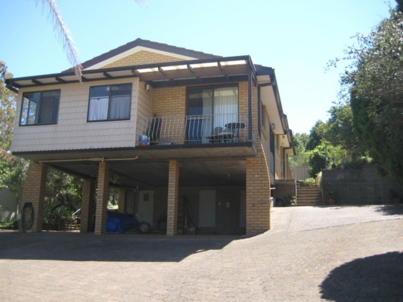 2/3 Leslie Street, Shoal Bay NSW 2315