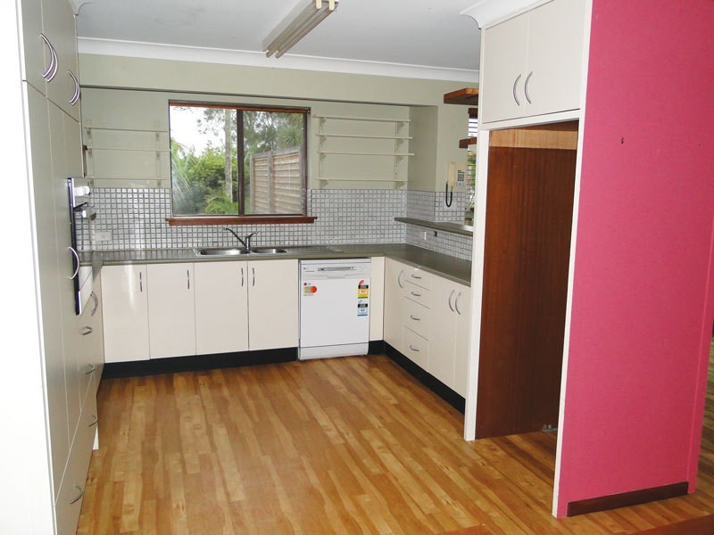 8 Kent Gardens, Soldiers Point NSW 2317