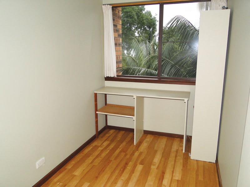 8 Kent Gardens, Soldiers Point NSW 2317