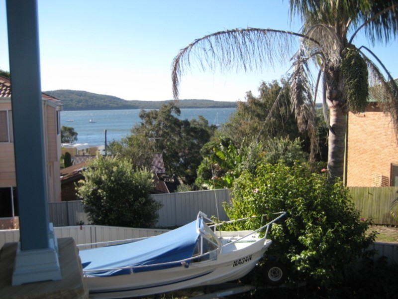 9 Grandview Close, Soldiers Point NSW 2317