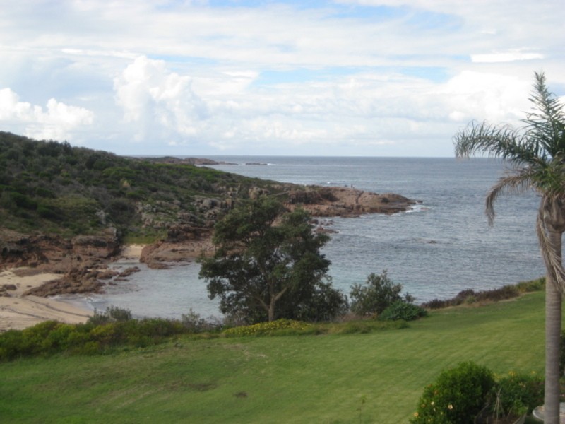 5 Ocean Street, Fishermans Bay NSW 2316