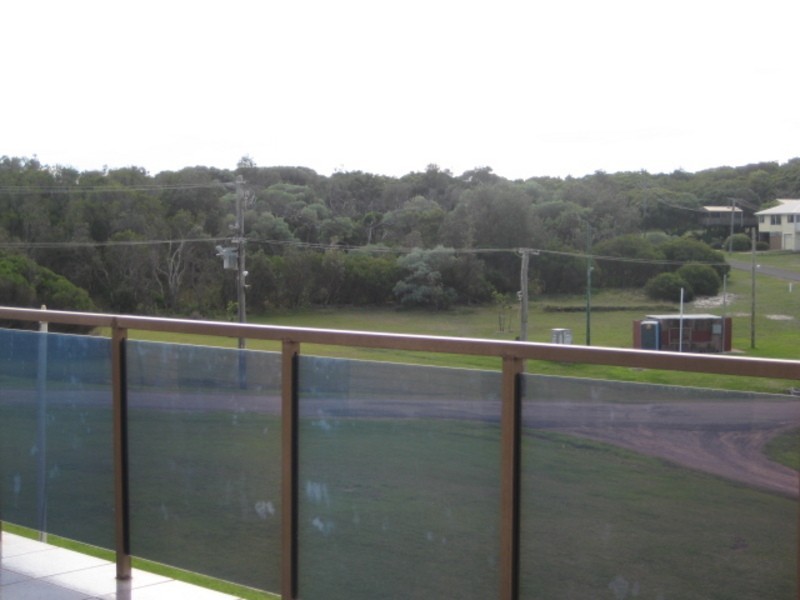 5 Ocean Street, Fishermans Bay NSW 2316