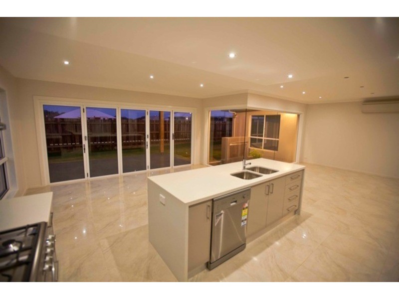 12 Vinnicombe Street, Toowoomba City QLD 4350