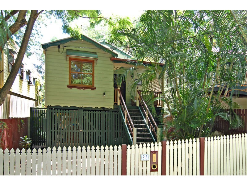 23 Dover Street, Red Hill QLD 4059