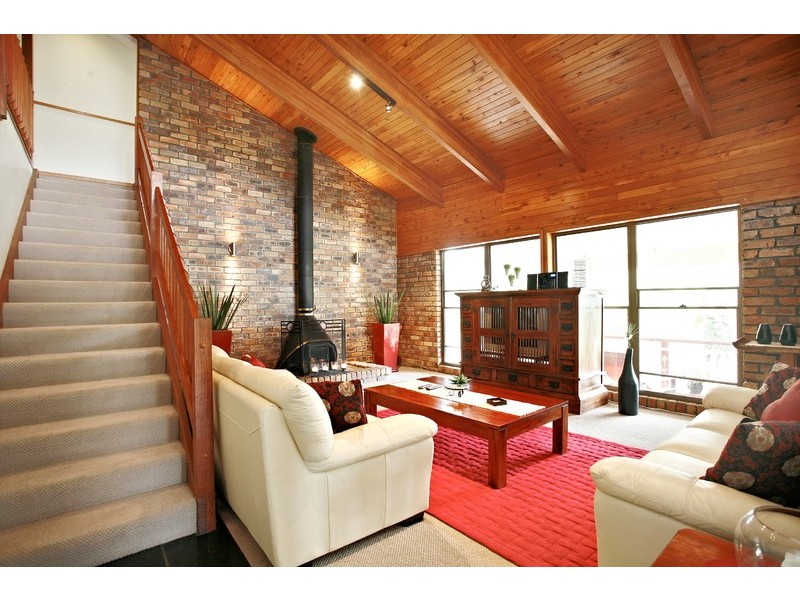 87 Cedar Creek Rd, Samford QLD 4520