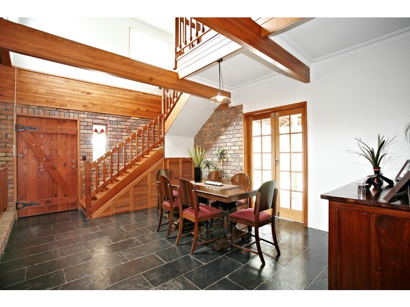 87 Cedar Creek Rd, Samford QLD 4520