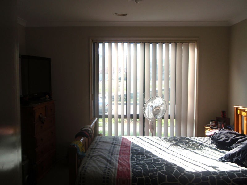 12  Neddletail crs, South Morang VIC 3752