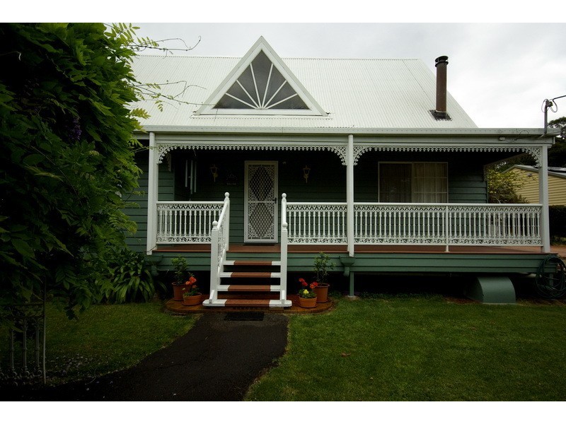 68 MacDonnell Road, Eagle Heights QLD 4271