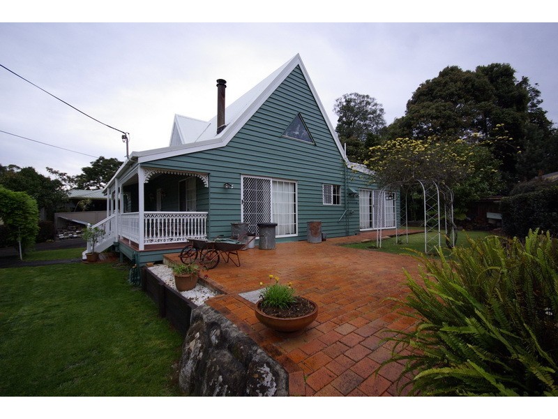 68 MacDonnell Road, Eagle Heights QLD 4271