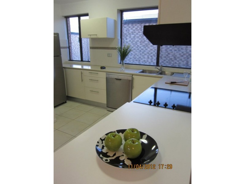 1/65 Jellicoe St, Coorparoo QLD 4151