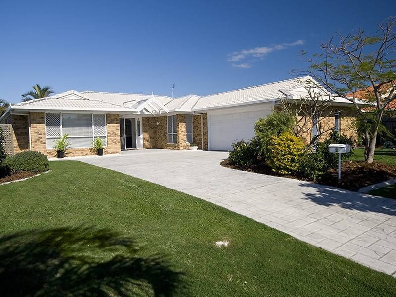 4 Eagle Crt, Wurtulla QLD 4575