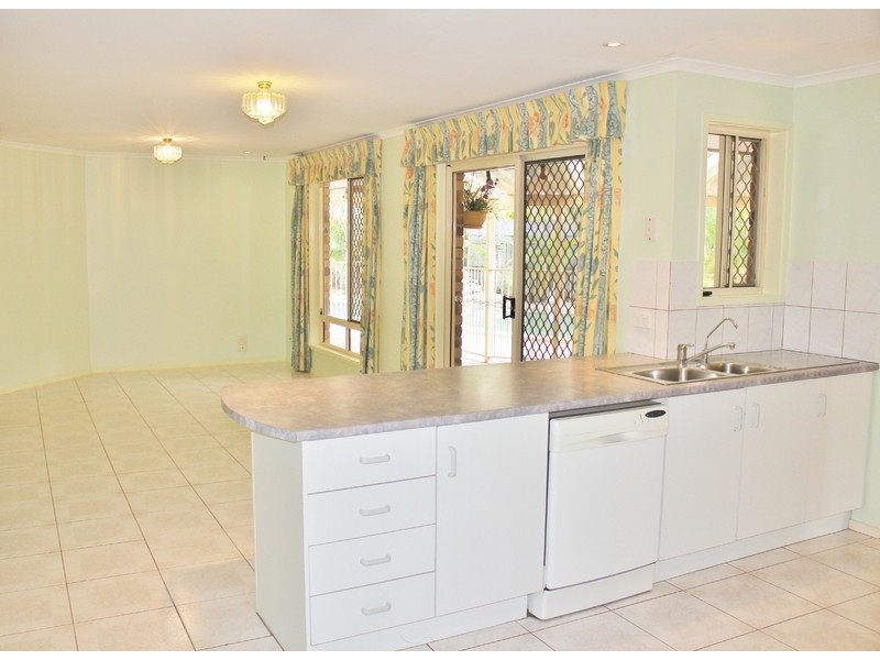 56 Warbler Parade, Varsity Lakes QLD 4227