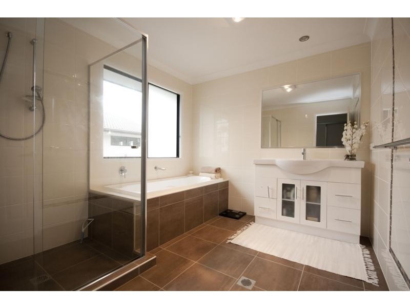28 Harvey Pl, Calamvale QLD 4116