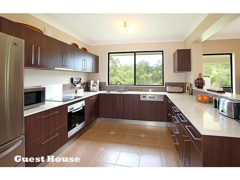 63 Bonogin Rd, Mudgeeraba QLD 4213