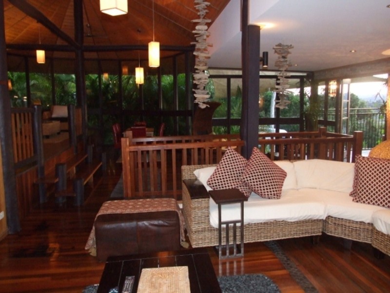 44 Ridge View Rd, Cannonvale QLD 4802