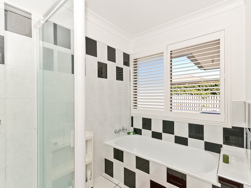 15 Rosa Crescent, Bracken Ridge QLD 4017