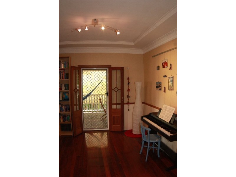 33 Somers Street, Nudgee QLD 4014