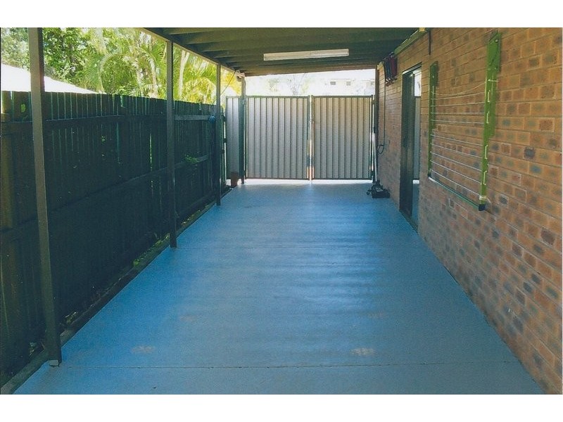 21 RINAVORE ST, Ferny Grove QLD 4055