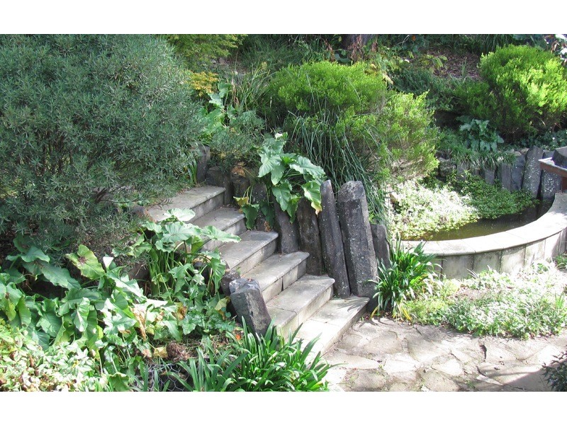 82-84 Warks Hill Road, Kurrajong Heights NSW 2758