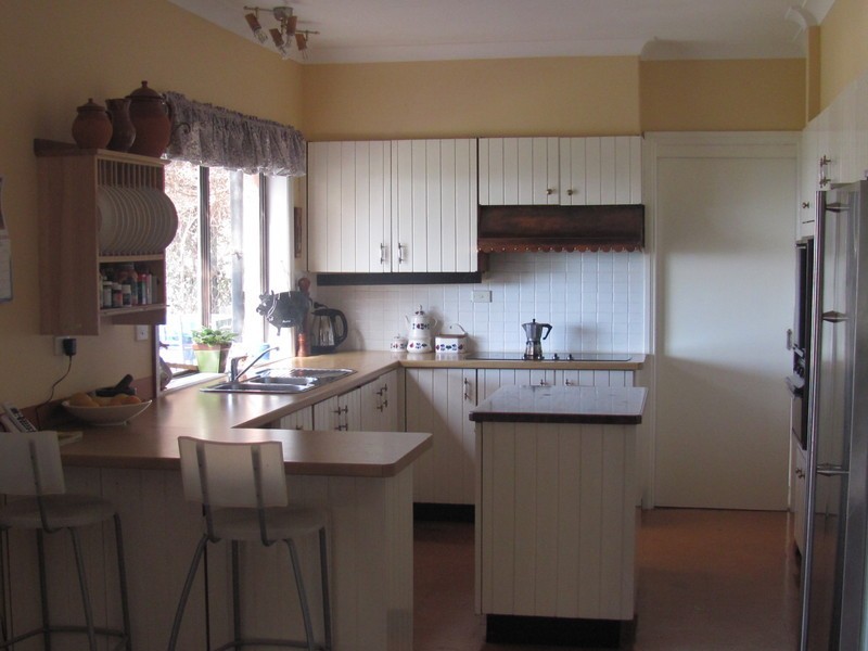 82-84 Warks Hill Road, Kurrajong Heights NSW 2758