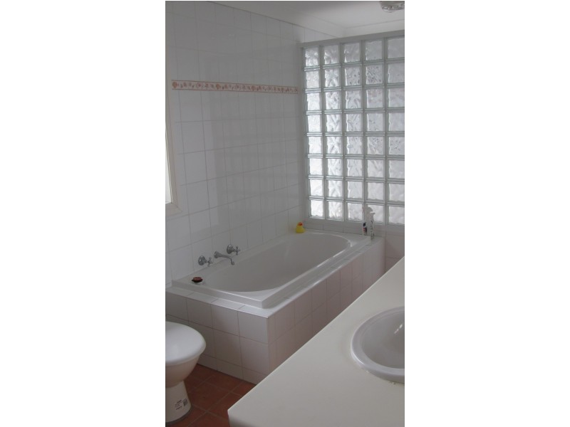 82-84 Warks Hill Road, Kurrajong Heights NSW 2758