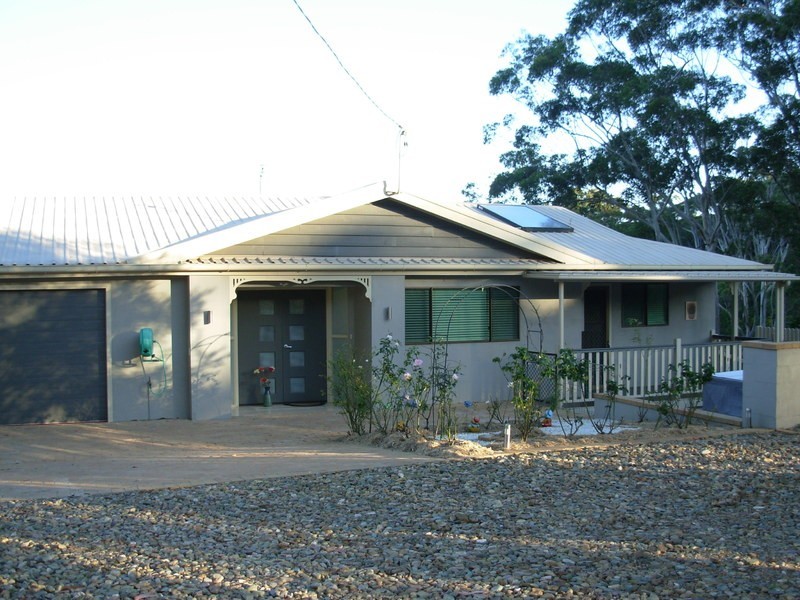 109 Sunrise Rd, Tinbeerwah QLD 4563