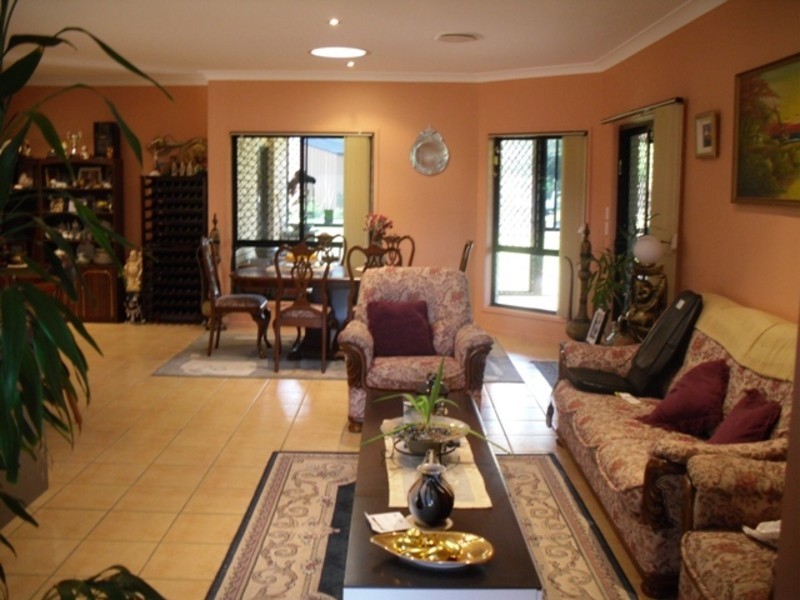 145 Smiths Road, Samford QLD 4520