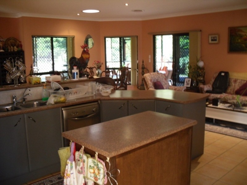 145 Smiths Road, Samford QLD 4520