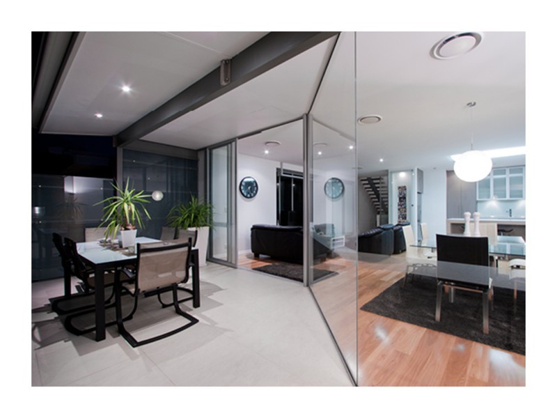 263 Stanley Tce, Taringa QLD 4068