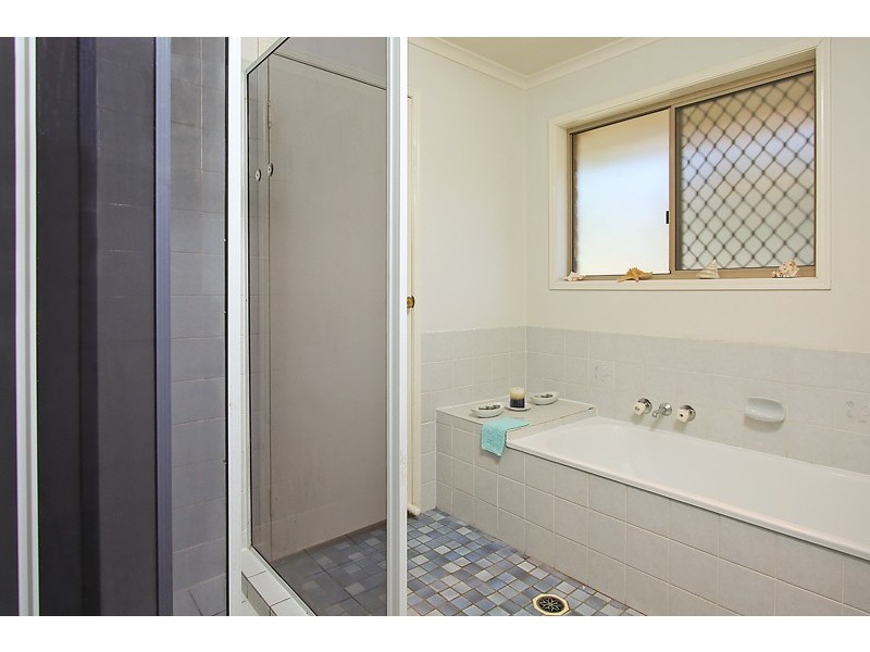 12 Simpson Court, Albany Creek QLD 4035