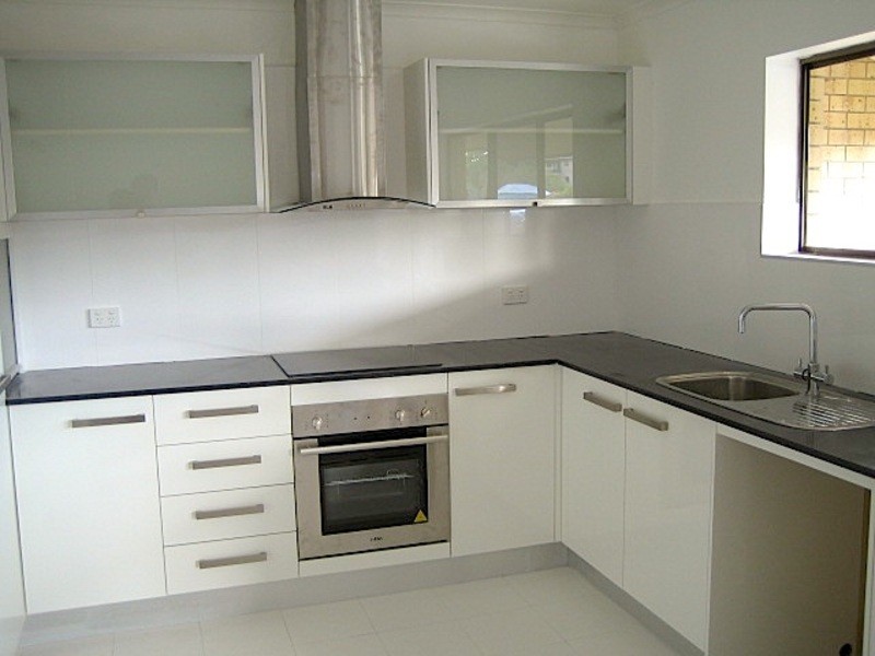 8/26 Ada St, Taringa QLD 4068