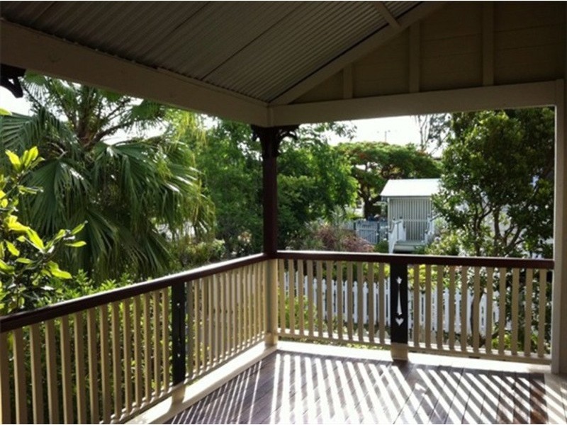 100 Lynne Grove Avenue, Corinda QLD 4075