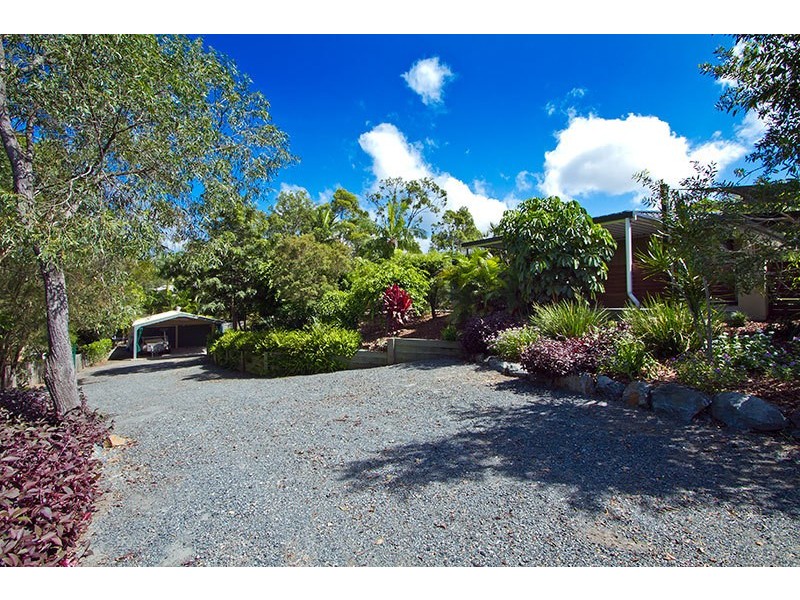 57 California Dr, Oxenford QLD 4210