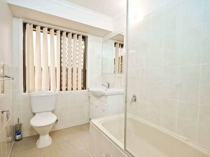 108 Chambers Flat Rd, Waterford West QLD 4133