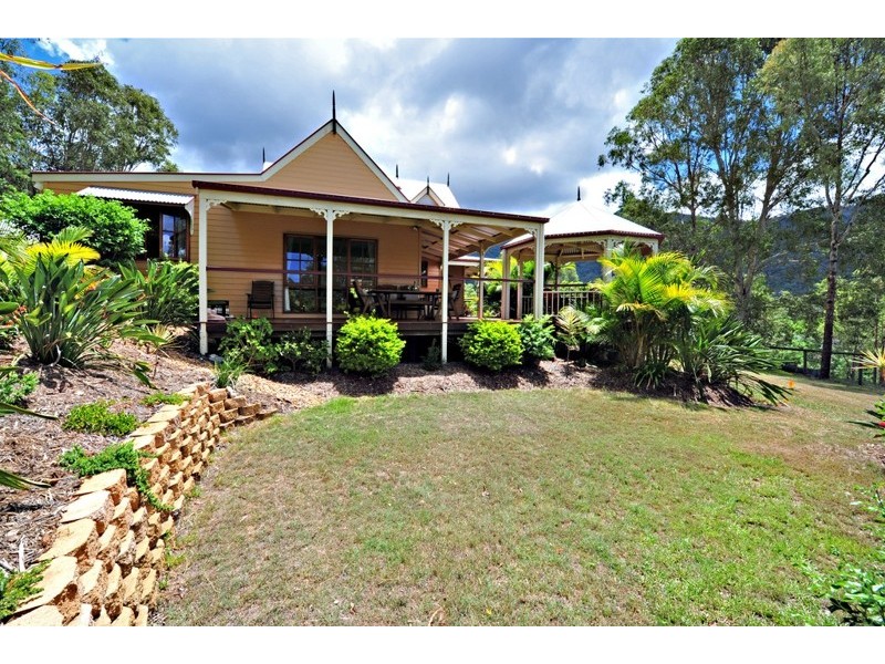 273 Foggs Road, Samford QLD 4520