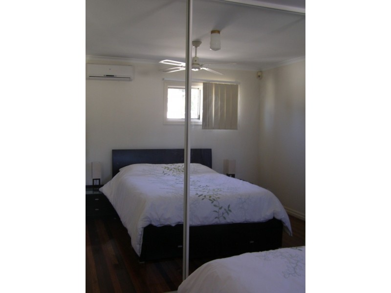 26 Wootton Street, Springwood QLD 4127
