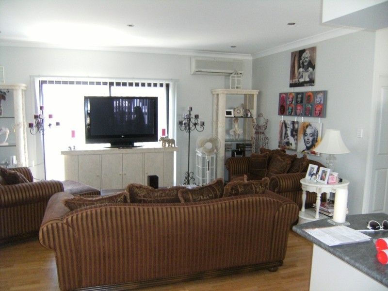 5 Wintergreen Lane, Forest Lake QLD 4078