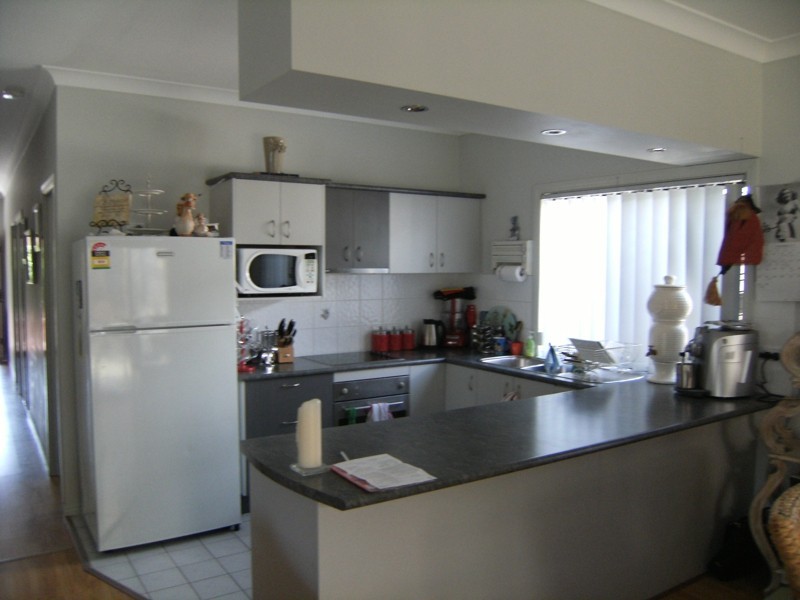 5 Wintergreen Lane, Forest Lake QLD 4078