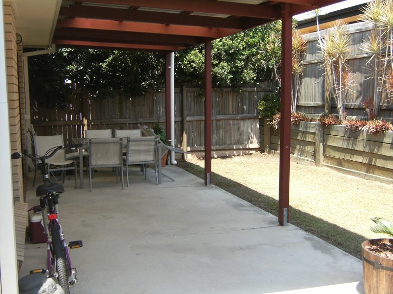 5 Wintergreen Lane, Forest Lake QLD 4078