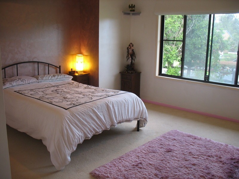 6 Showgrounds Drive, Samford QLD 4520