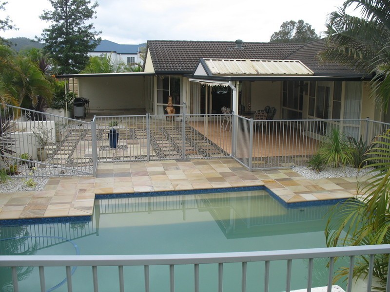 6 Showgrounds Drive, Samford QLD 4520