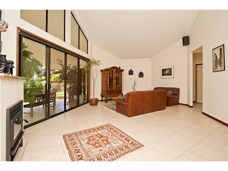 14 Retreat Court, Bunya QLD 4055