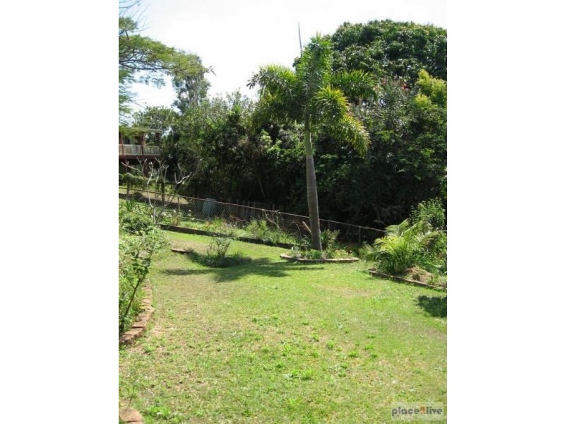 16 Hall Avenue, Norman Park QLD 4170