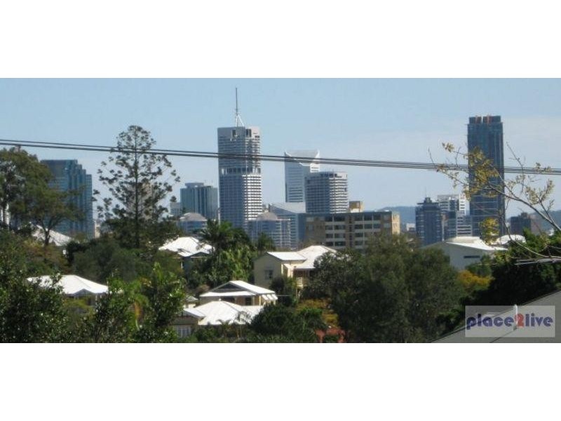 16 Hall Avenue, Norman Park QLD 4170